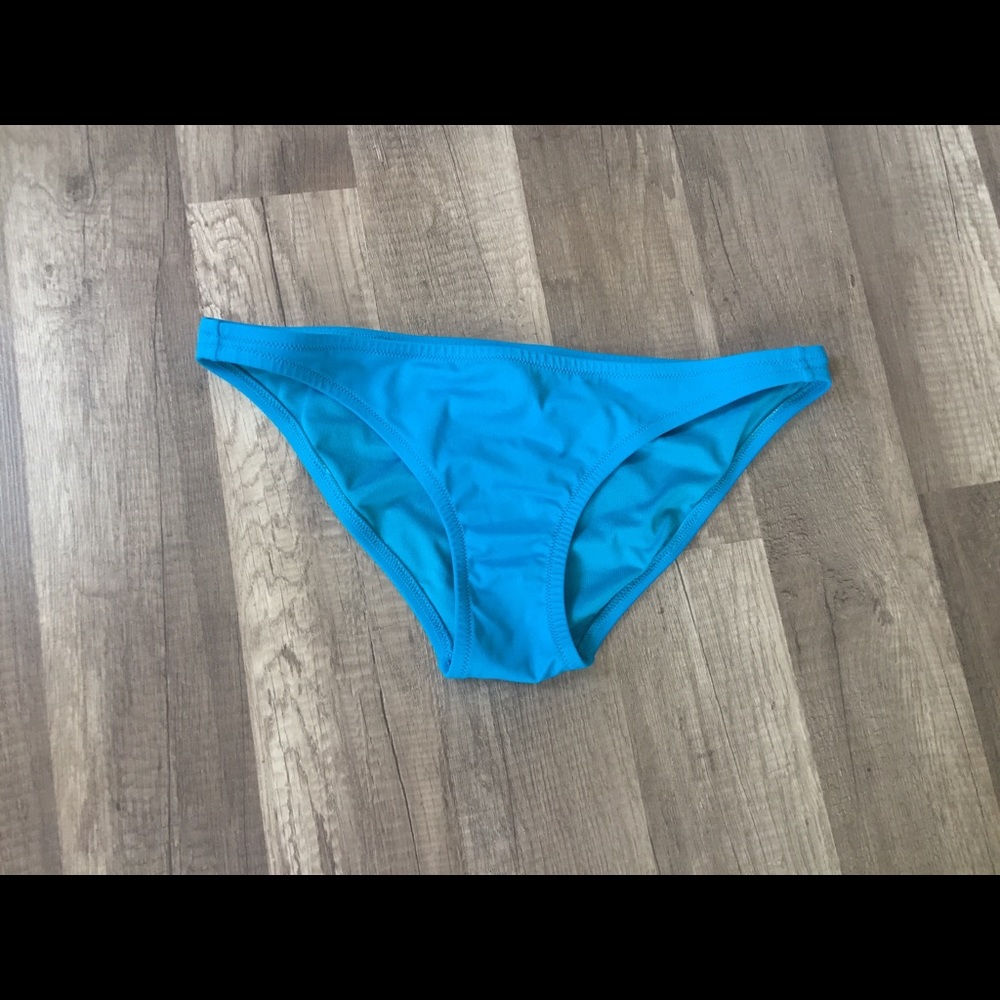 VICTORIA’S SECRET Bikini bottoms